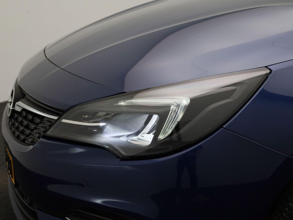 Opel Astra 1.2 launch elegance | lmv | parkeer sensoren | camera | stoel/st