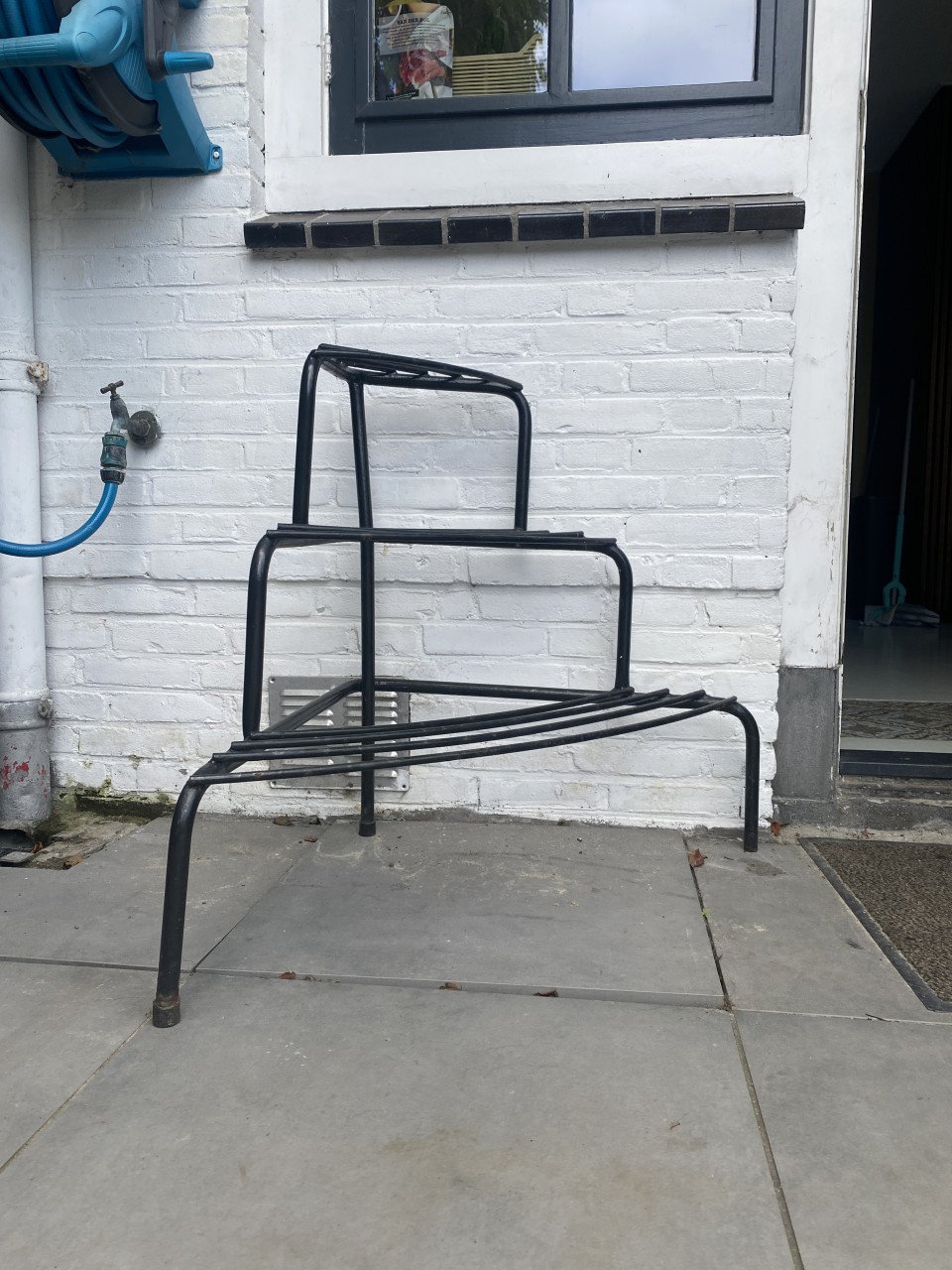 Planten etagère voor in de tuin