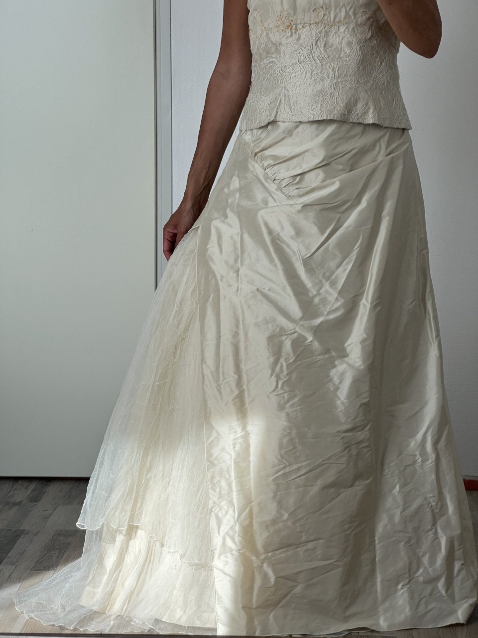 Bruidsjurk Linea Raffaelli maat 40 creme