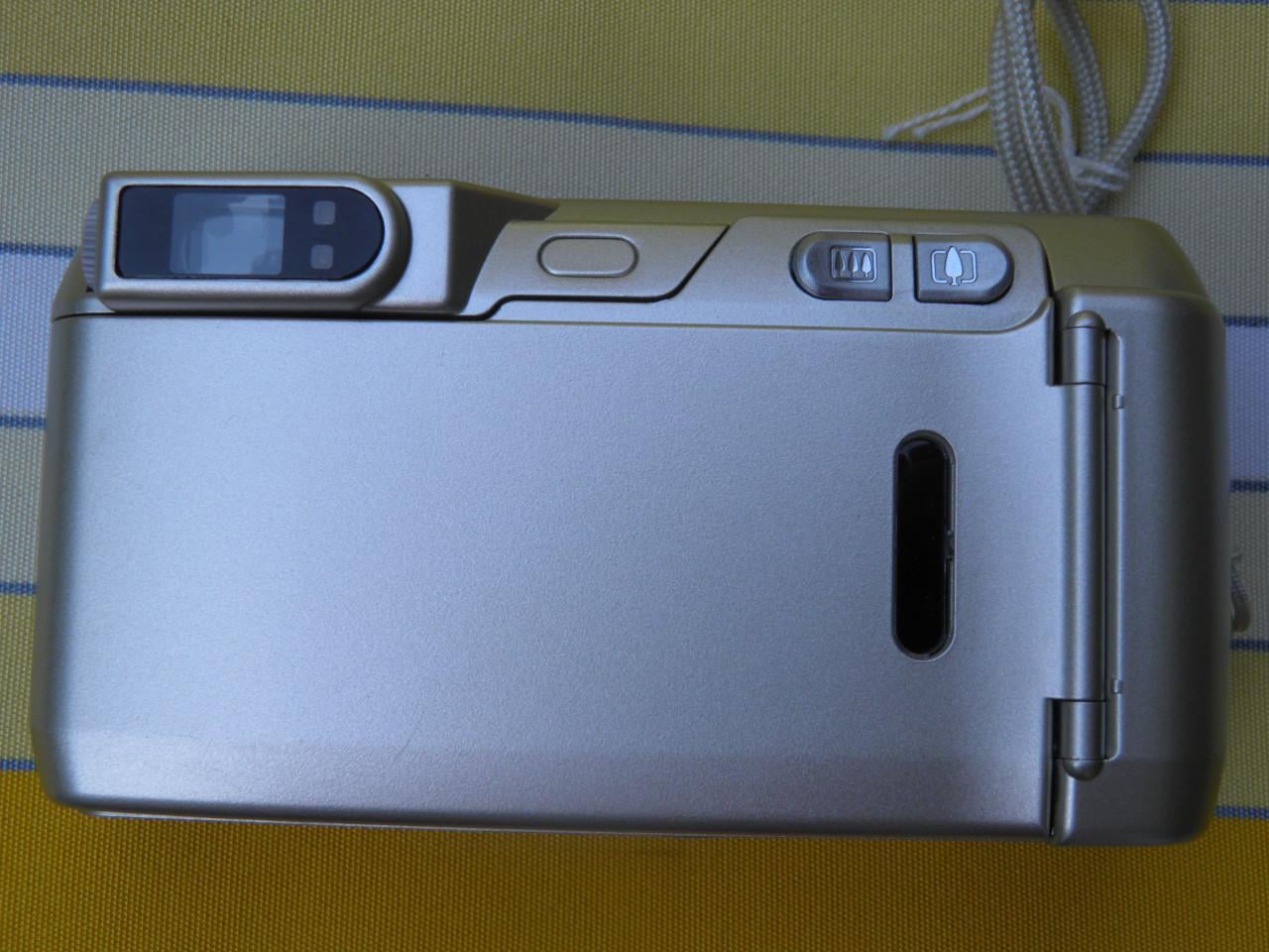 Nikon lite touch zoom 120 ed af werkt prima,