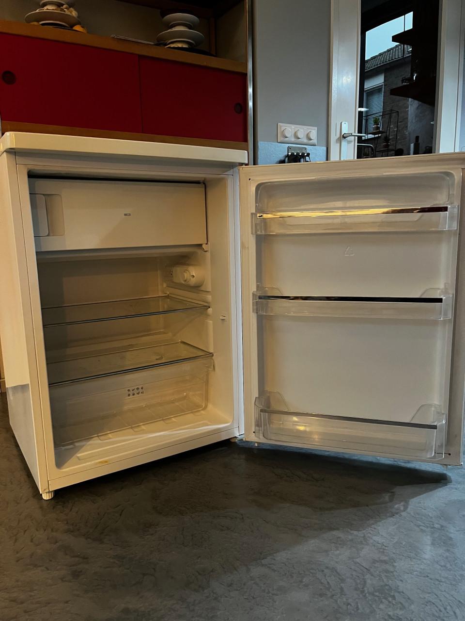 Tafelmodel koelkast met vriesvak