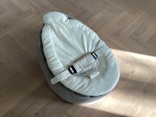 Baby nestje ligbed Nieuwstaat!