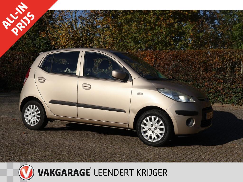 Hyundai I 10 1.1 dynamic automaat/1 jaar apk
