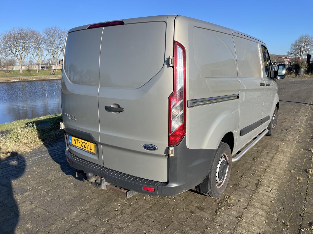 Ford transit custom 2.2 tdci economy edition