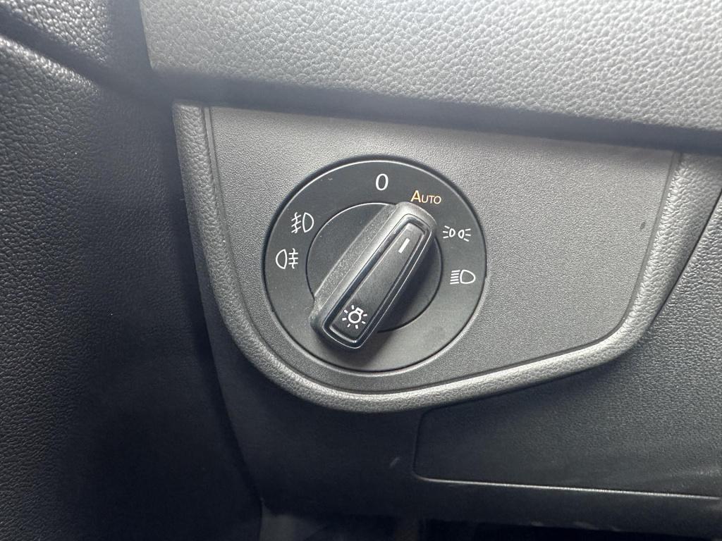 Volkswagen Polo 1.0 tsi style