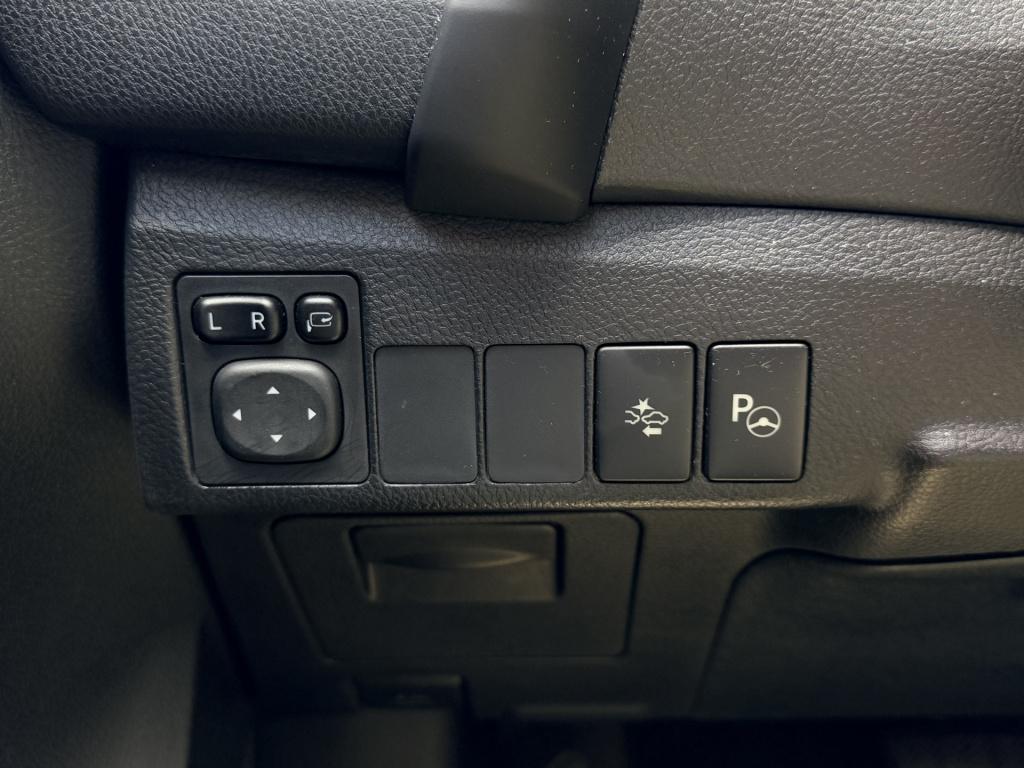 Toyota Auris touring sports 1.8 hybrid lease pro | radio | nav | panorama d