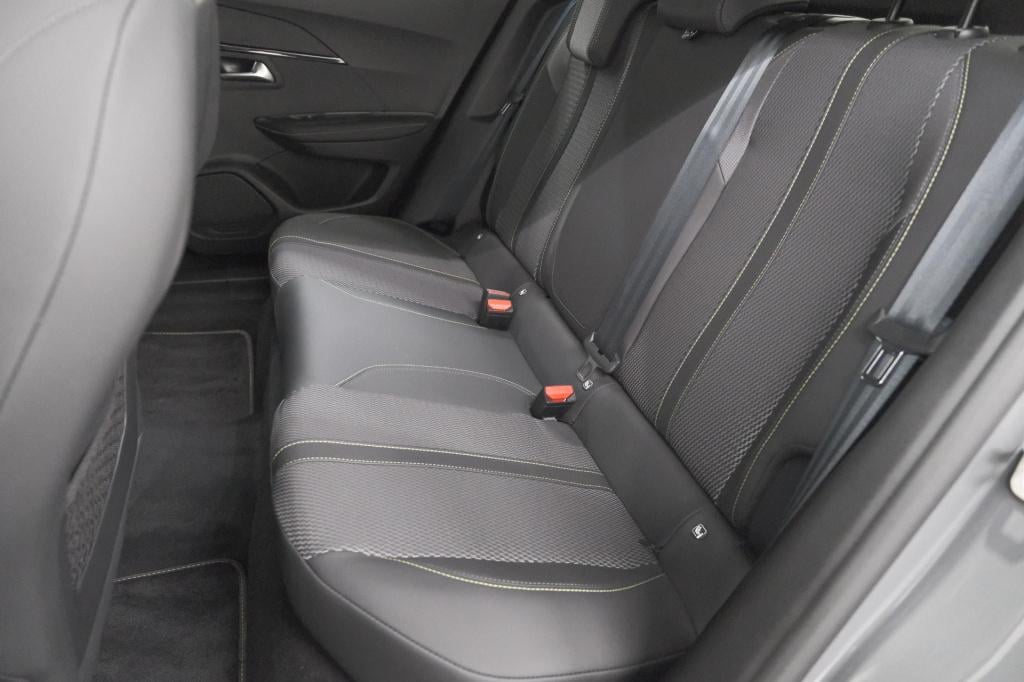 Peugeot 2008 1.2 hybrid 136 gt | 360 camera | adaptieve cruise control | na