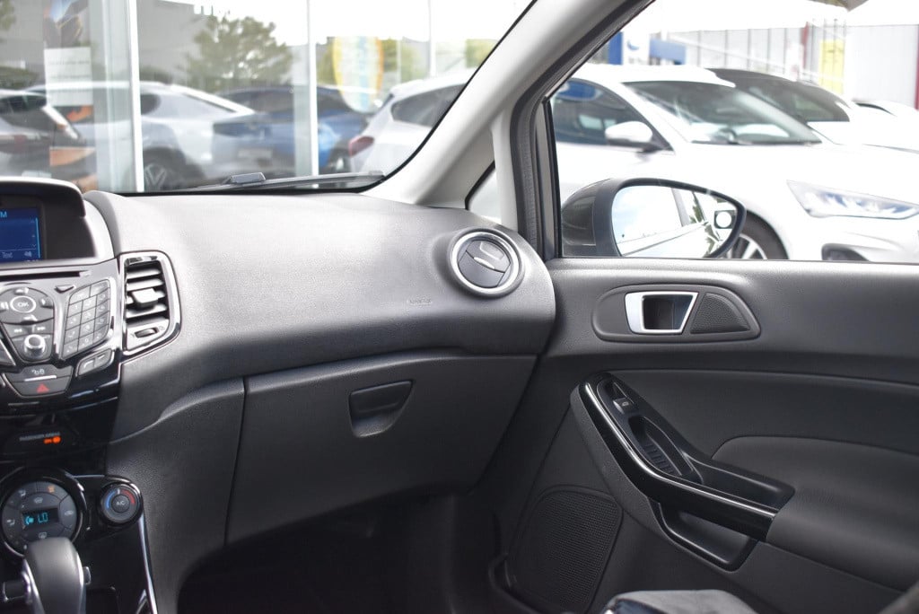 Ford Fiesta 1.0 ecoboost titanium | automaat | climate control | cruise con