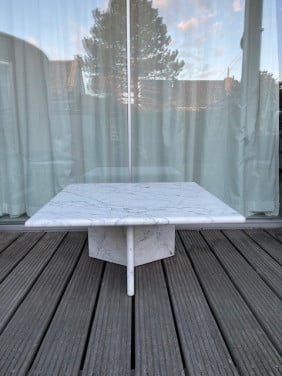 Marmeren salontafel