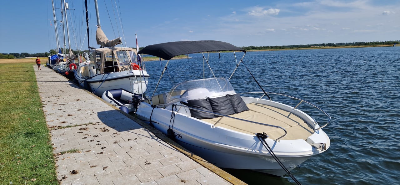 Beneteau Flyer 550 Sundeck