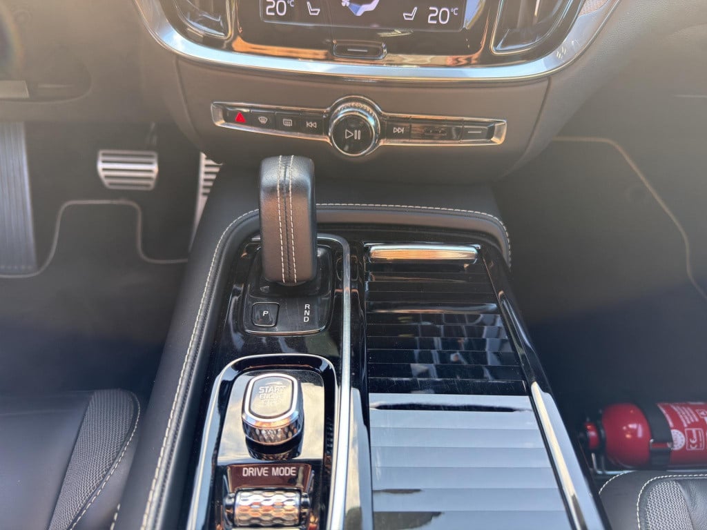 Volvo V60 t6 recharge 4x4 geartronic inscription | phev | lederen stoelen m