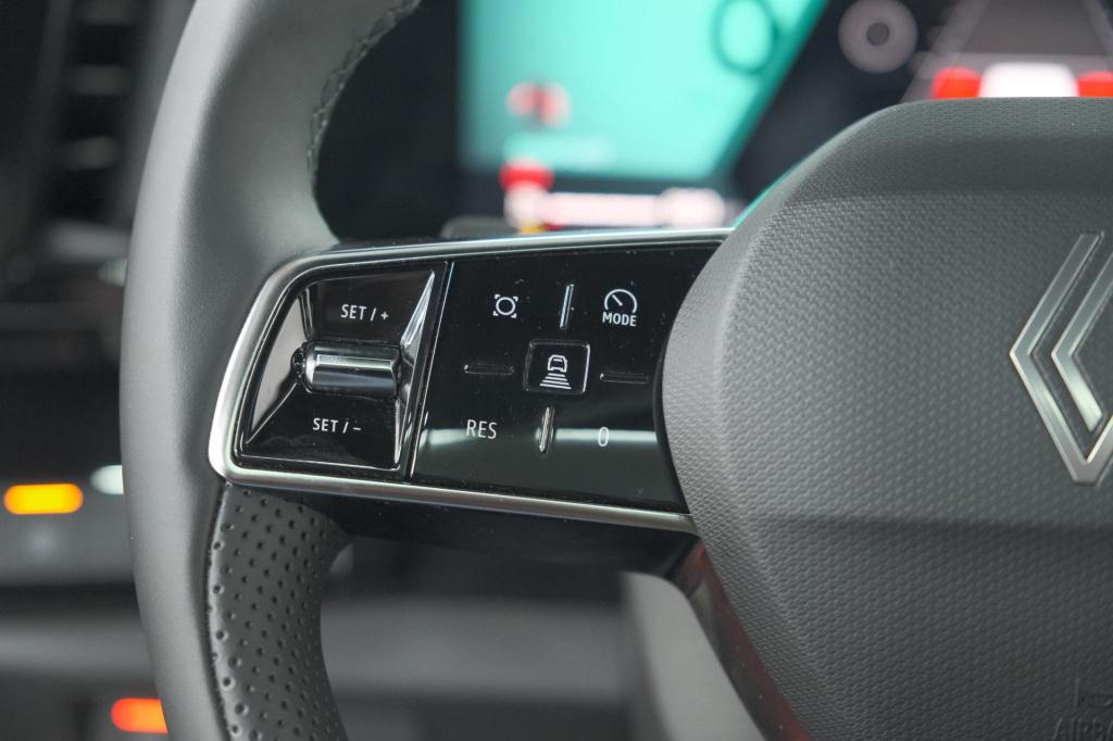 Renault Austral 1.2 e-tech full hybrid 200 techno | 1500 kg trekgewicht | 3