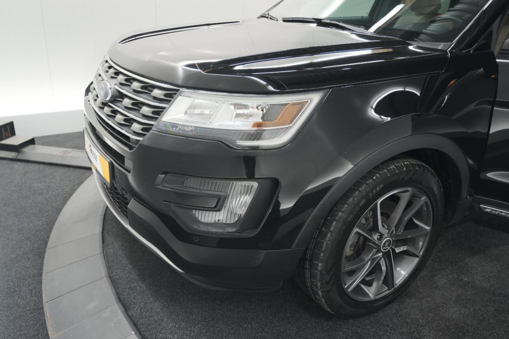 Ford Explorer xlt 2.3 ecoboost | 7 zitplaatsen | camera | dodehoekdetectie 
