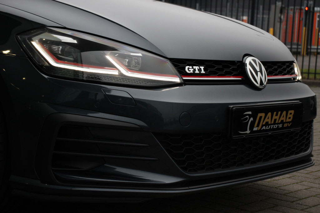 Volkswagen Golf 2.0 tsi gti | pano. | dynaudio