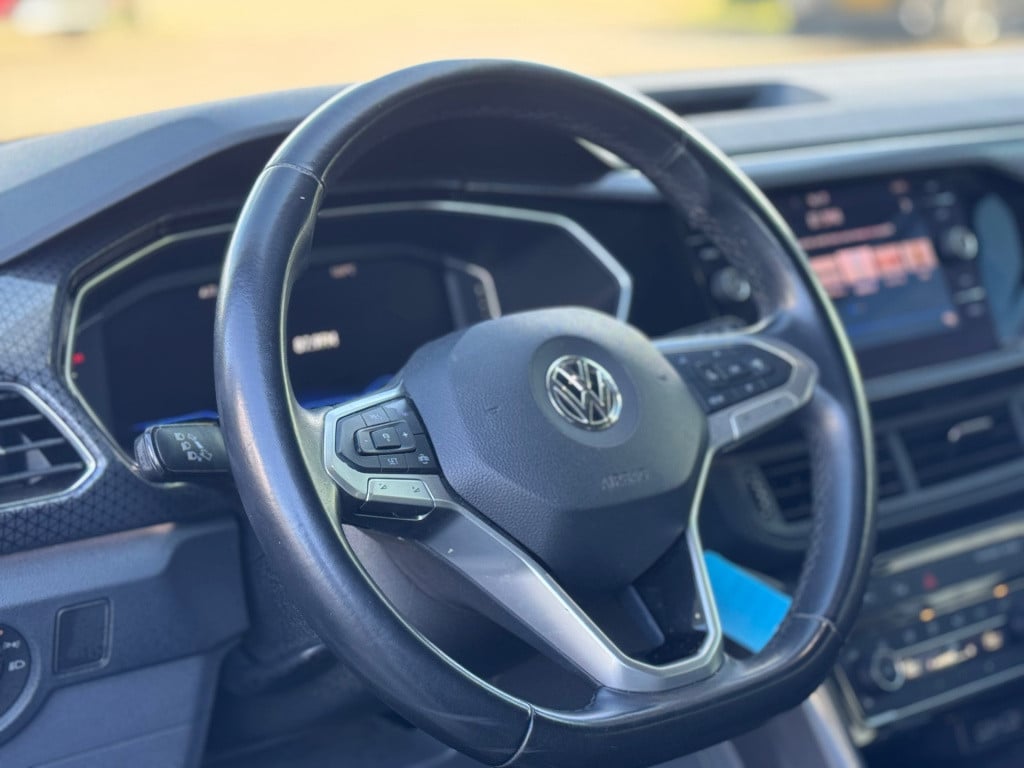 Volkswagen T-cross 1.0 tsi style * virtual cockpit * stoelverwarming * clim