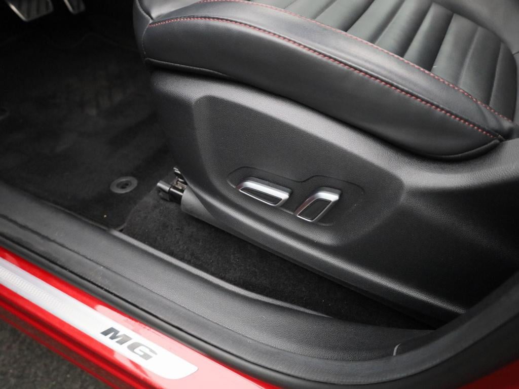 MG Ehs 1.5 tgdi phev aut. luxury | 360 camera | panoramadak | lederen bekle