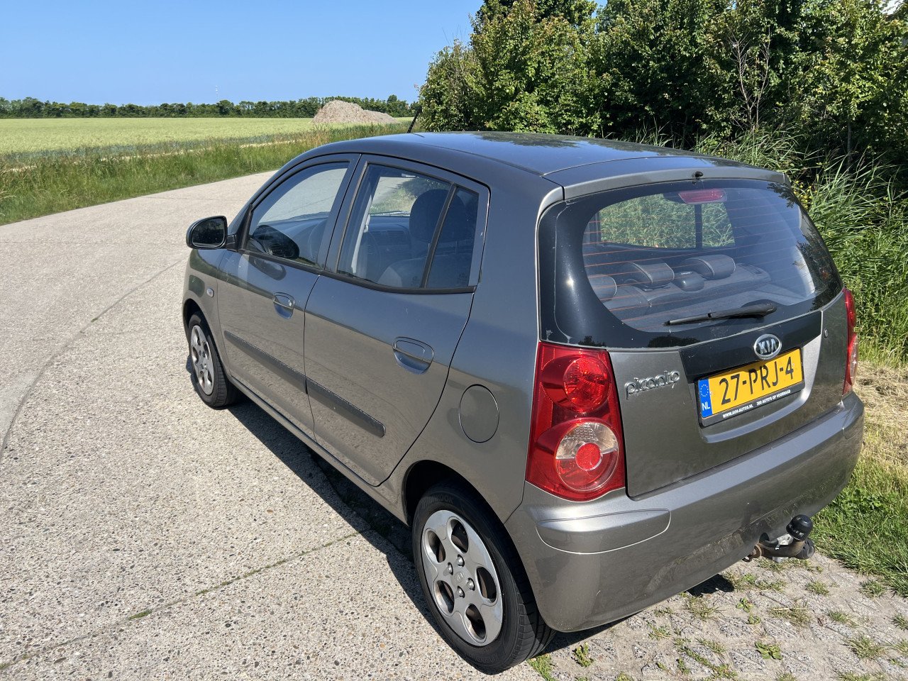 Kia Picanto 1.0 X-pect 2011 225.100