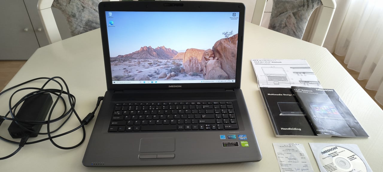 Medion Akoya P7818