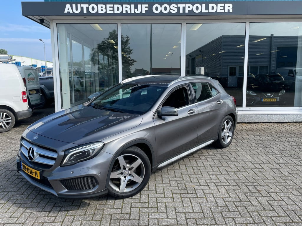Mercedes-Benz Gla-klasse 180 prestige amg