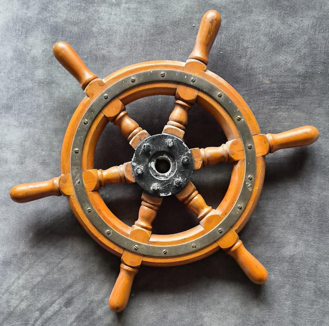 Scheepsroer Hout