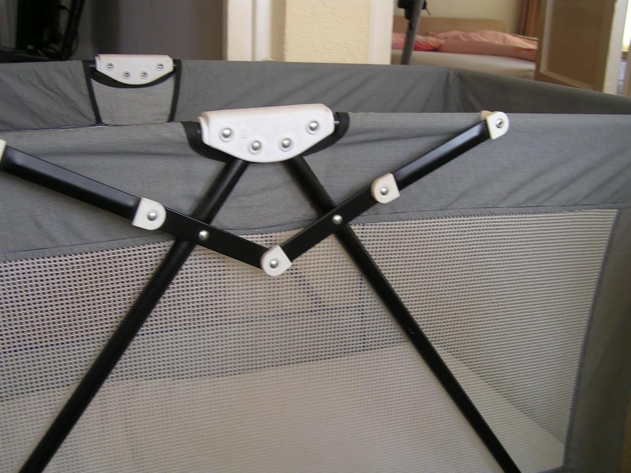 CAMPINGBEDJE afmeting 120x62cm