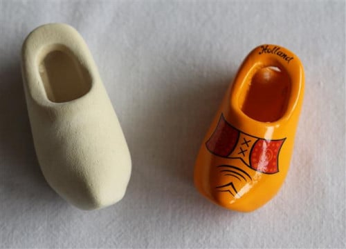 Dasklompje met zakdoek Blank klompje Grootte: 7 cm. Klompje Euro  2,50