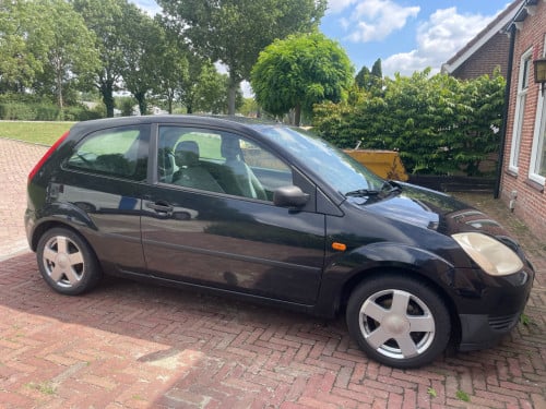 Ford Fiesta 2003 - MOET SNEL WEG :)