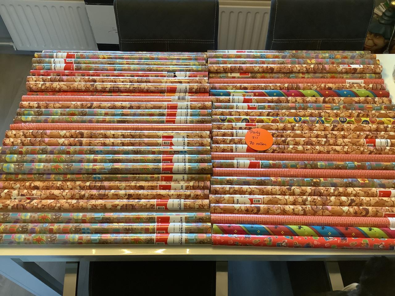 Partij Sinterklaas inpakpapier. ( partij 211)