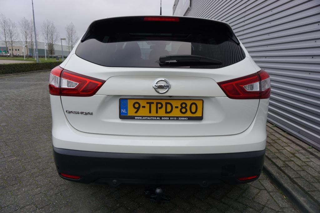 Nissan Qashqai 1.2 premier edition climate / navi / camera / dab / cruise /