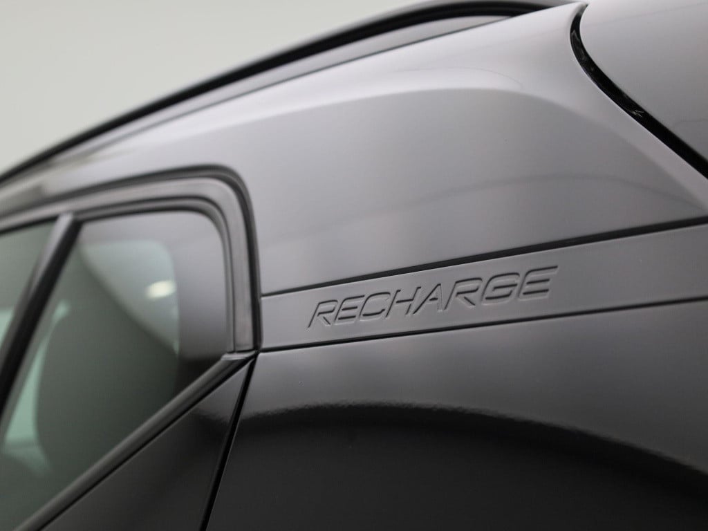 Volvo XC40 recharge core | automaat | lmv | parkeer sensoren | virtual cock