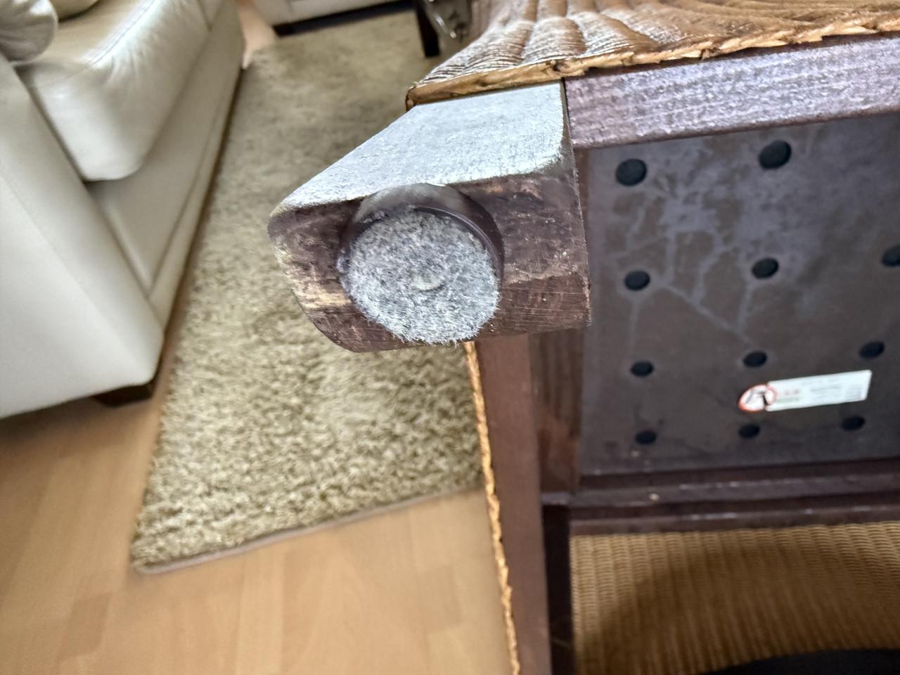 Loom Fauteuil Engelse stijl / Leder en Loom vlechtwerk met goede zithoogte.