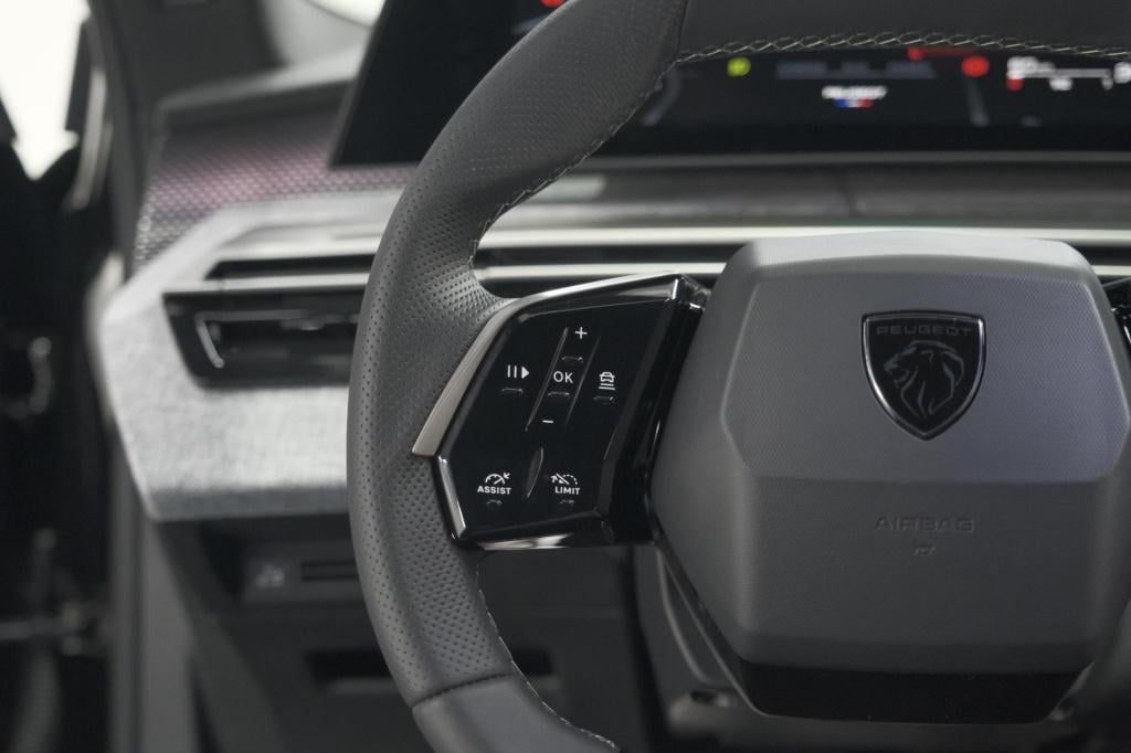 Peugeot 3008 1.2 hybrid 136 gt | adaptieve cruise control | camera | elektr