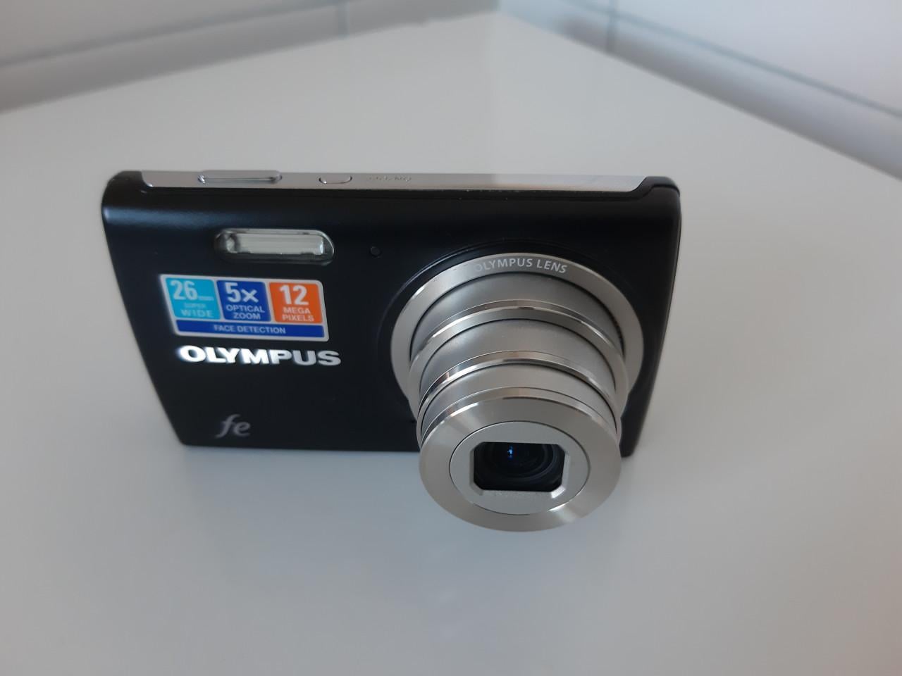 OLYMPUS FE-5040 DIGITALE COMPACT CAMERA