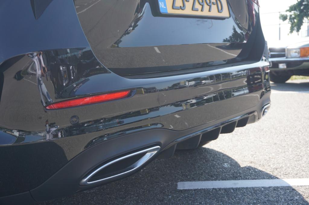 Mercedes-Benz B-Klasse 180 business solution amg l trekhaak l mbux l stoelv