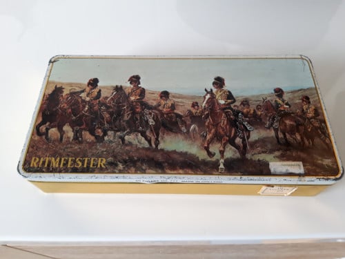 Blik: Ritmeester 80 Defile