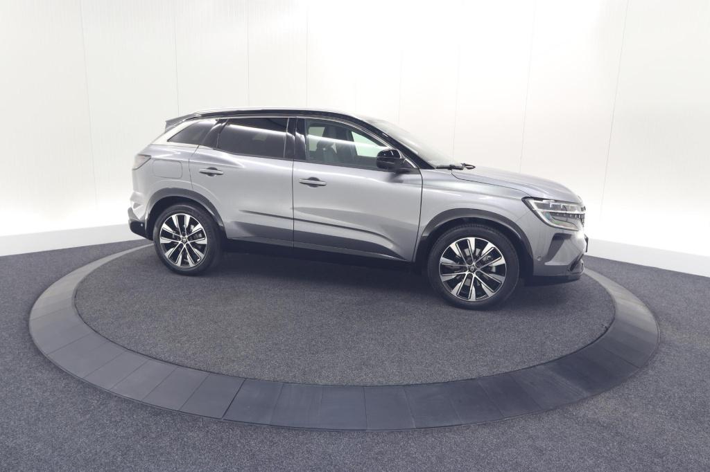 Renault Austral 1.2 e-tech full hybrid 200 techno | 360 camera | panoramada