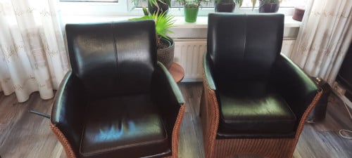 2 stoelen