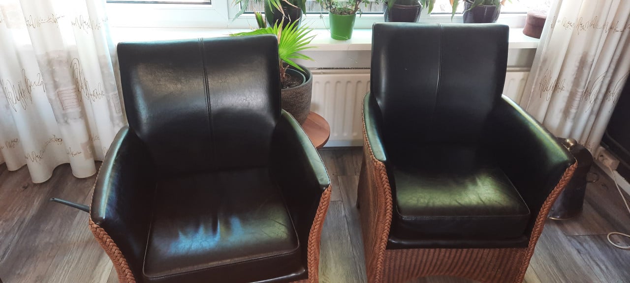 2 stoelen