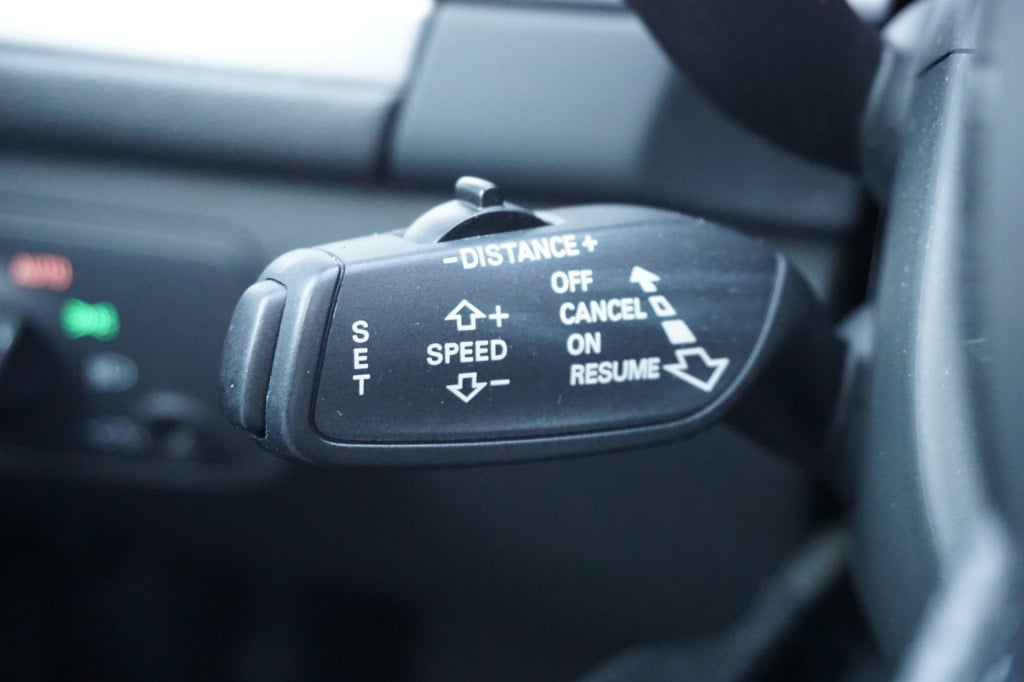 Audi A6 avant 3.0 tdi quattro pro line s climate / navi / leder / pano / cr