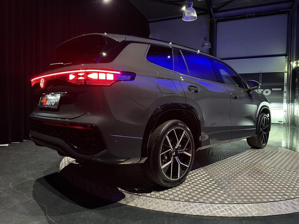 Volkswagen Tayron 1.5 ehybrid r-line edition *pano*keyless*blackstyle*