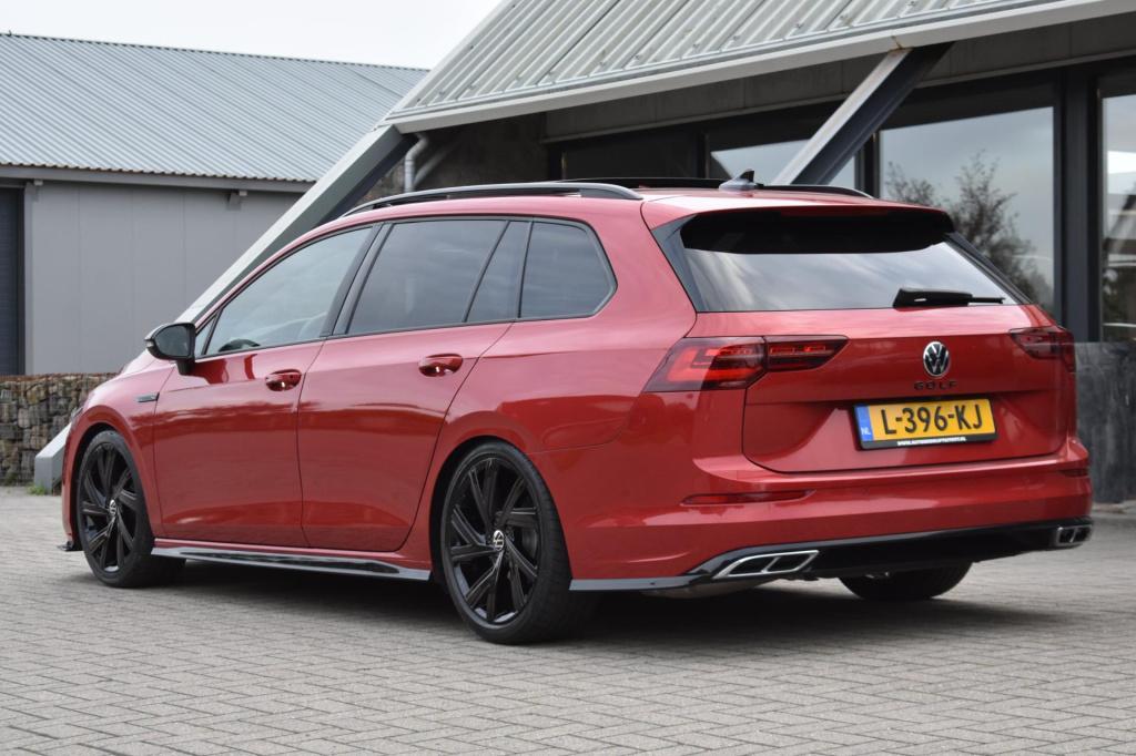 Volkswagen Golf variant 1.5 etsi r-line | maxton | iq-light | panoramadak |