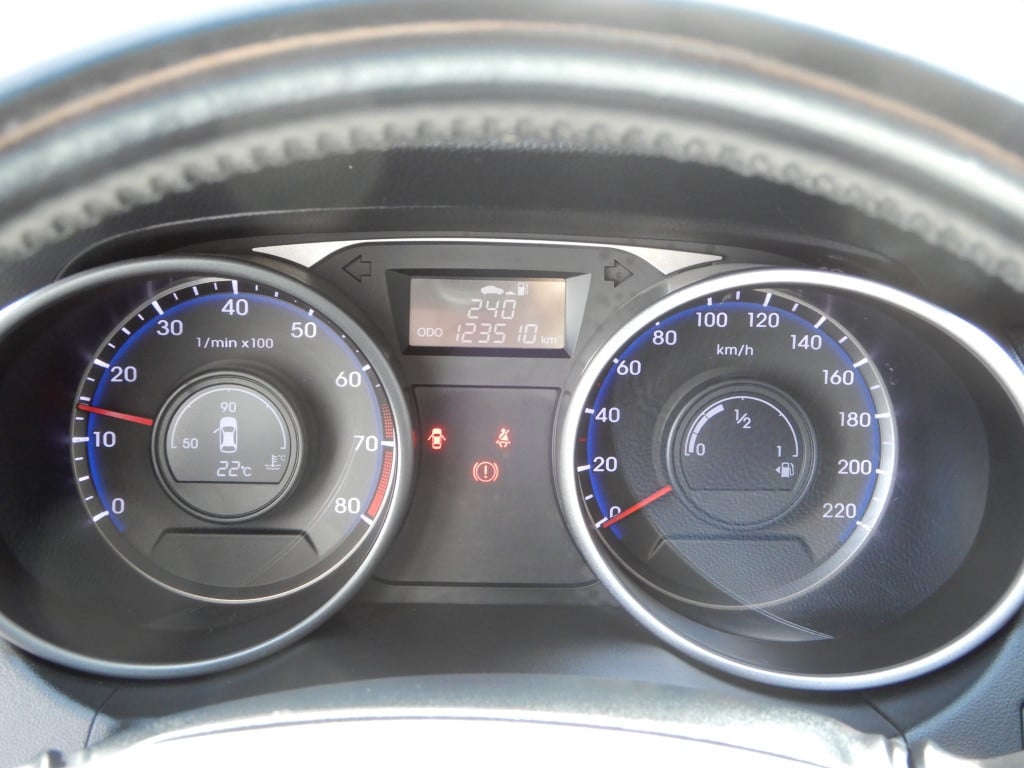 Hyundai Ix35 1.6i gdi go! | trekhaak 1200kg | navigatie | nl auto | achteru