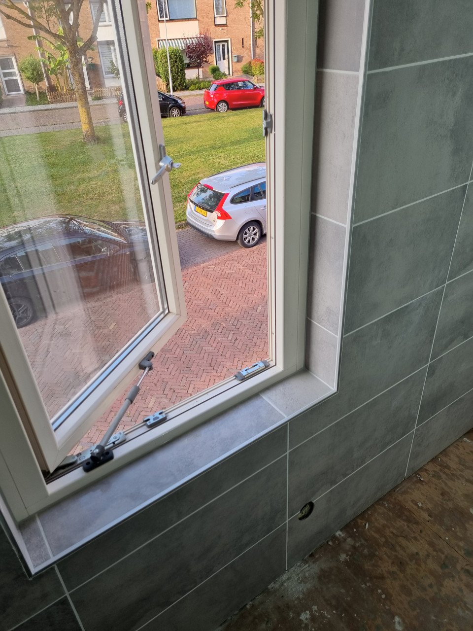 Laminaat of pvc laten leggen? (ook andere klussen)