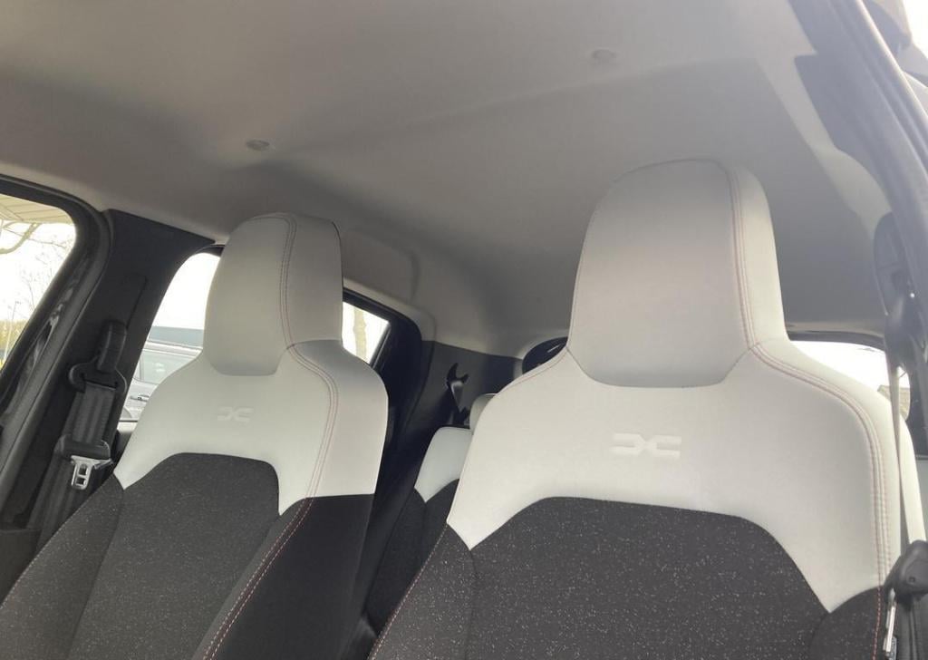 Dacia Spring black edition 65 - demo - dc lader