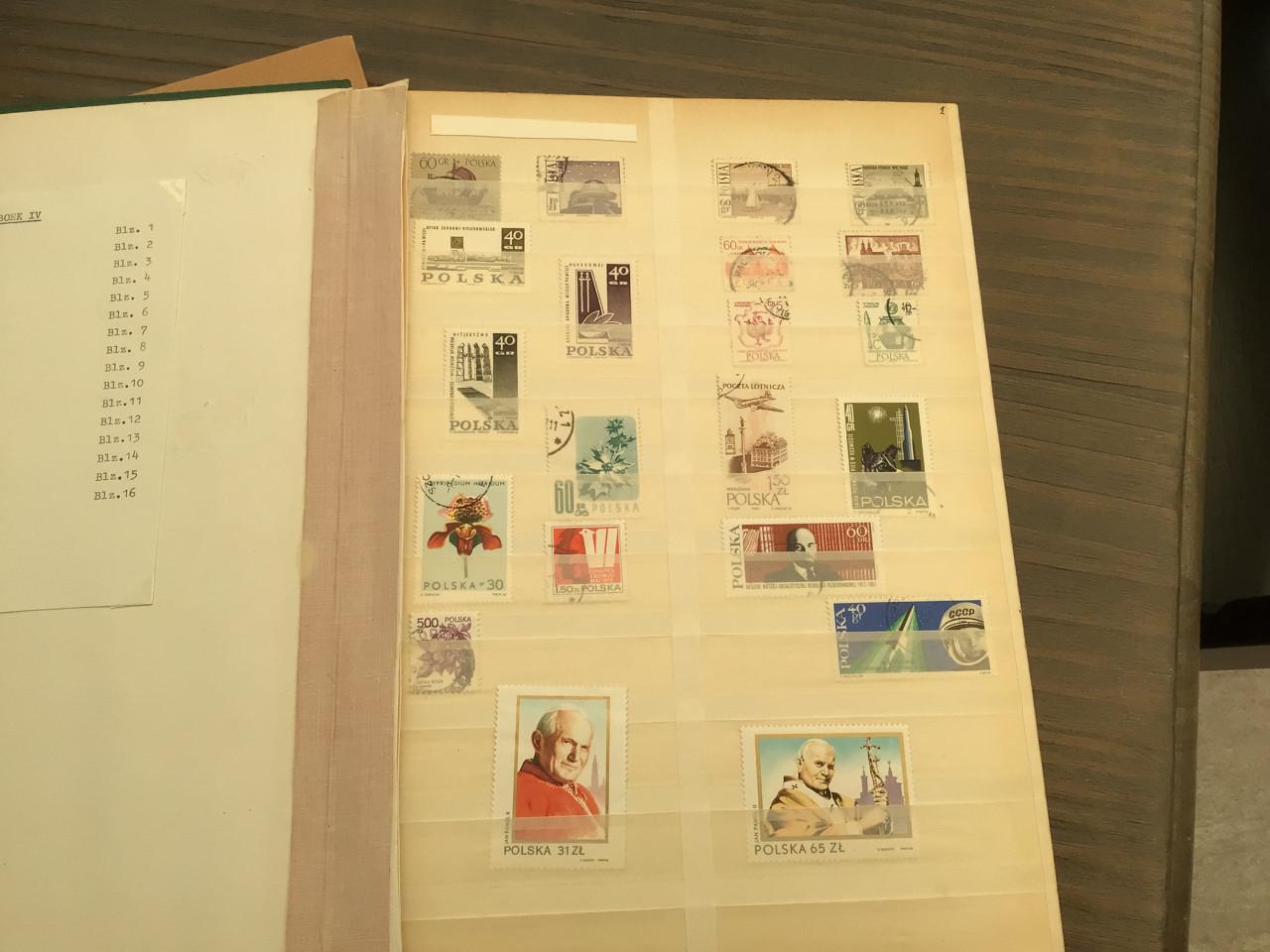 Postzegels uit diverse landen