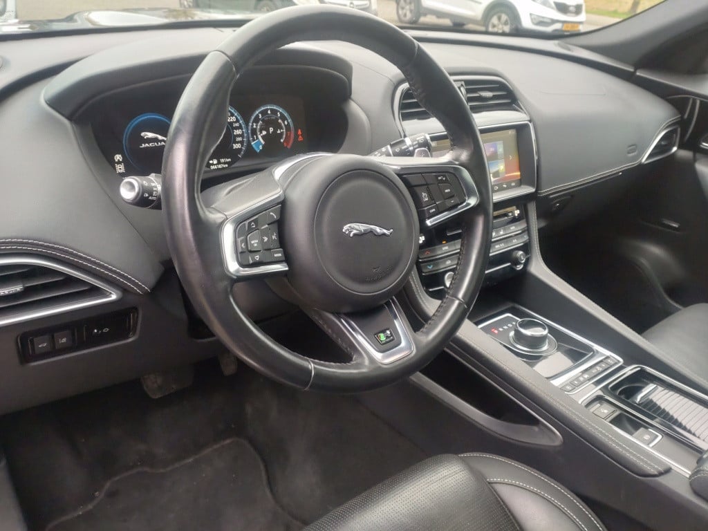 Jaguar F-pace 2.0 r-sp. awd 30t | automaat