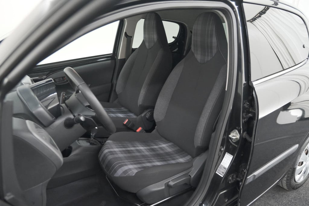 Peugeot 108 1.0 e-vti active | unieke auto! | automaat | airco | getint gla