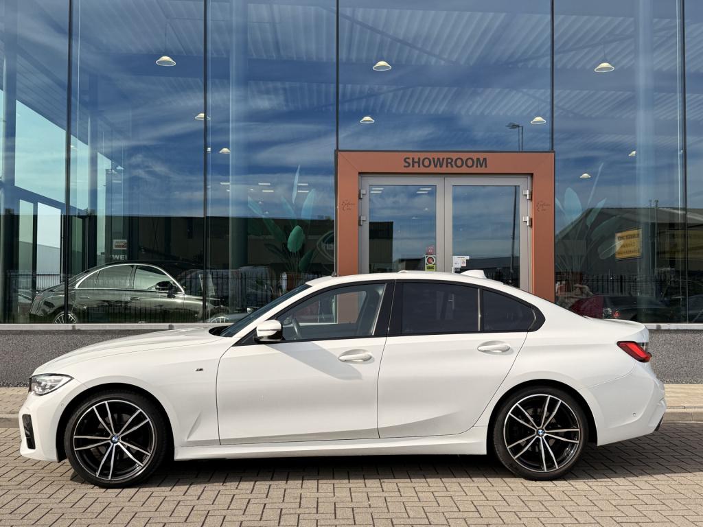BMW 3-serie 320i high executive edition | harman / kardon | pano | leder | 