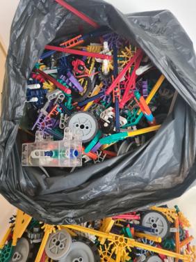 KNEX