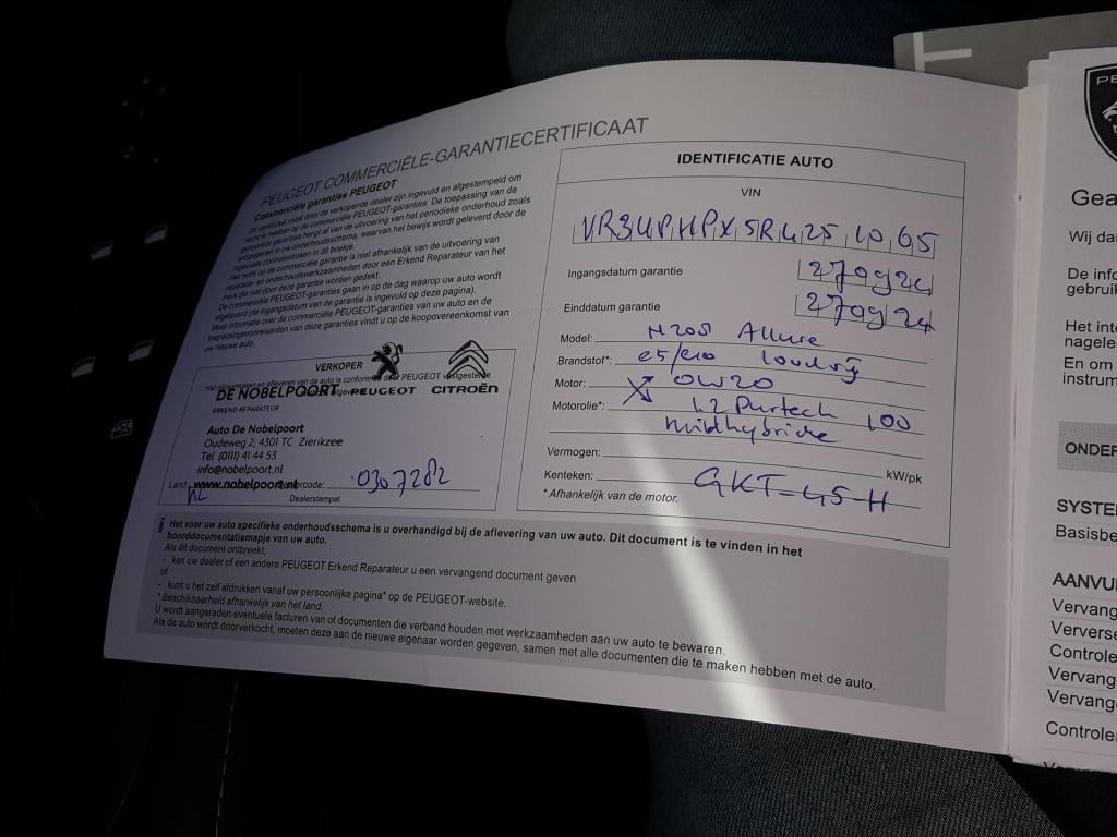 Peugeot 208 allure 1.2 mild-hybride 100pk automaat (e-dcs6) navigatie met a